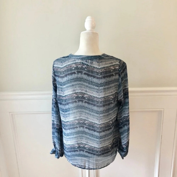 Lumiere Nordstrom Semi Sheer Patterned Blouse M - Picture 4 of 5